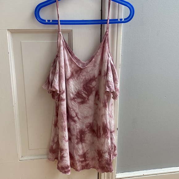 American Eagle Off the Shoulder Tank Top. - Picture 2 of 3